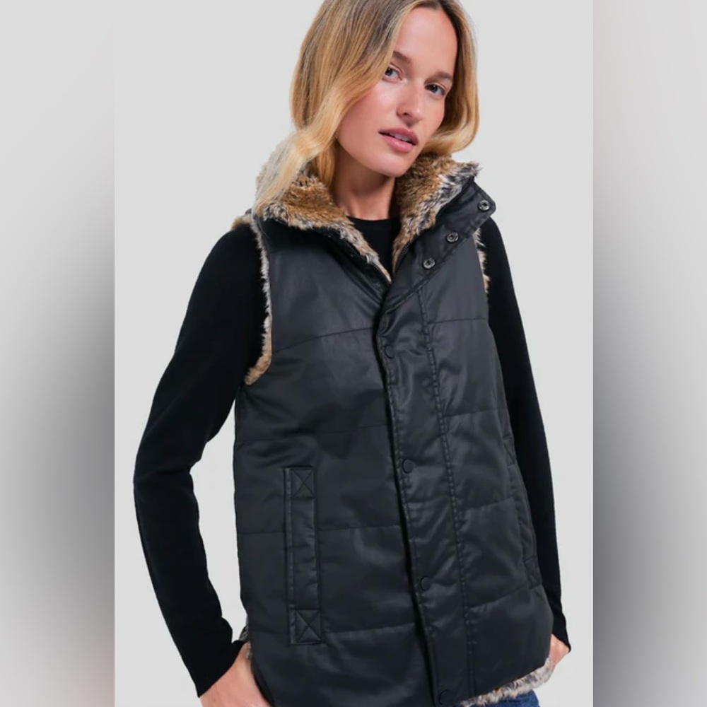 NWT Tuckernuck Emilia Wax Fur Reversible Vest, M